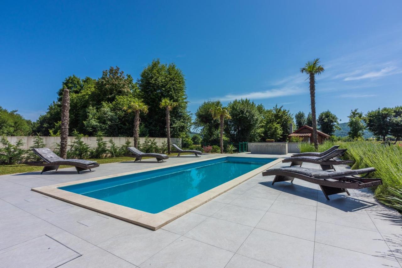 Villa Palma With Heated Private Pool Podhum Экстерьер фото