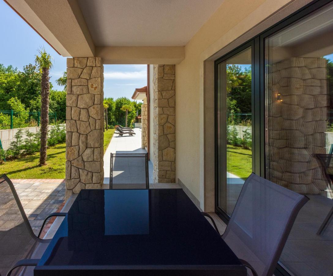 Villa Palma With Heated Private Pool Podhum Экстерьер фото
